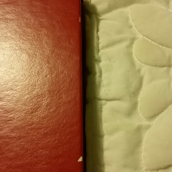 The Book of Christmas - Picture 3 of 7